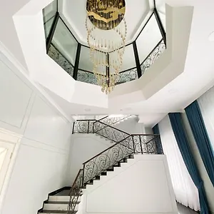 Korkem Tau Астана